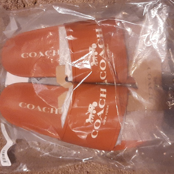 Coach Slide with Coach Slides *NWT* - Picture 12 of 12
